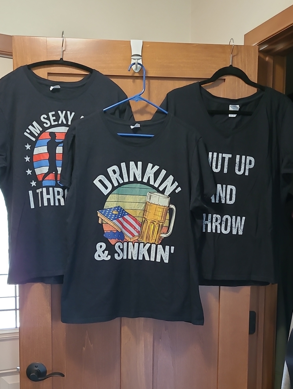 Lot of Women's Cornhole T-shirts, Sz XXL